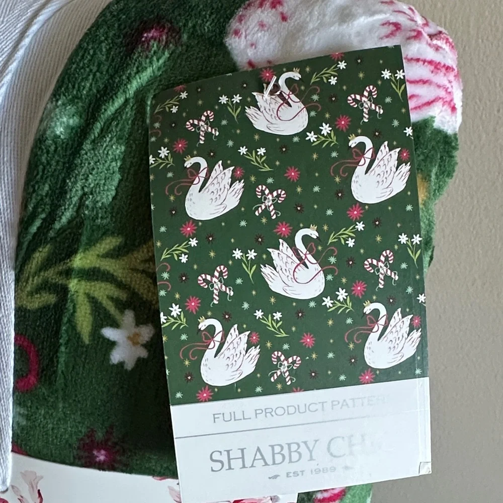 Shabby Chic Holiday Christmas Blanket Swan 🦢 Candy Cane Queen NEW!